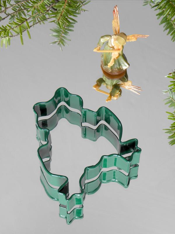 frog cookie cutter