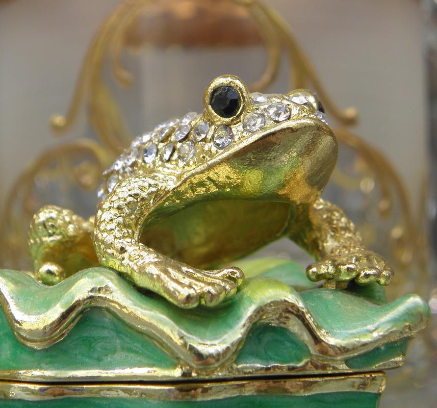 bejeweled frog