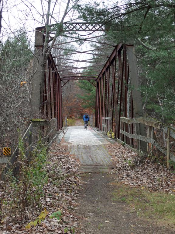 hike Ashuelot River Rail Trail south NH