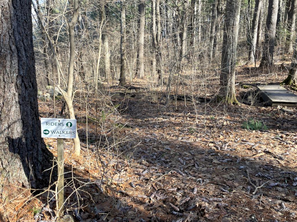 walker/rider sign in December at Hazel Brook in eastern MA